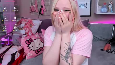 Snapshot of meowkakitty chatting on February 2025 03:53:01 AM MeowkaKitty online show from February 2025 03:53:01 AM