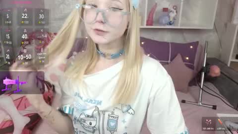 Snapshot of meowkakitty chatting on November 2025 02:13:02 AM MeowkaKitty online show from November 2025 02:13:02 AM