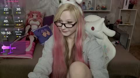 MeowkaKitty online show from May 2026 02:17:01 AM