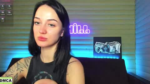  NIKKY  STIVE     Every day from 1000  to 200  EST time. online show from December 2024 04:25:01 PM