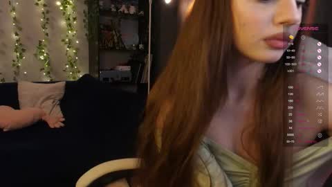 Snapshot of meowmacito chatting on September 2025 02:20:01 PM Marii online show from September 2025 02:20:01 PM