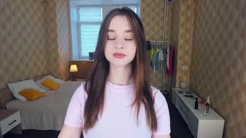 Snapshot of meoww_meows chatting on October 2025 10:26:02 AM Julie online show from October 2025 10:26:02 AM