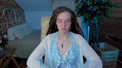 Mephala online show from May 2026 07:21:01 PM