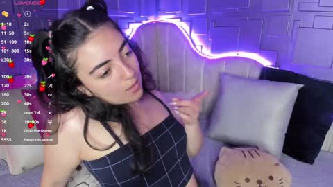    online show from December 2024 07:03:02 PM