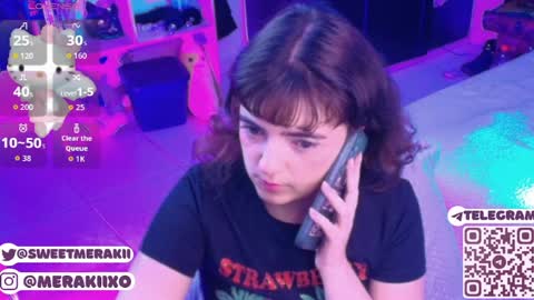 Snapshot of meraki_fraise chatting on April 2026 12:00:01 AM online show from April 2026 12:00:01 AM