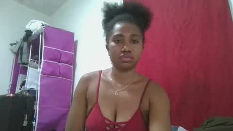 meraldaaaa online show from October 2025 06:38:02 PM