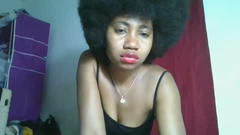 meraldaaaa online show from October 2025 09:13:01 PM