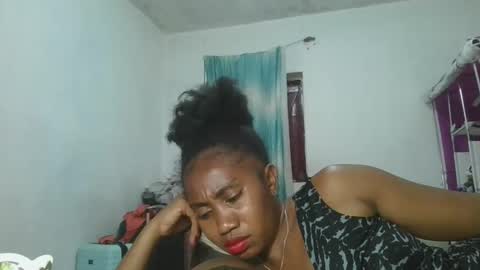 meraldaaaa online show from October 2025 06:52:02 PM