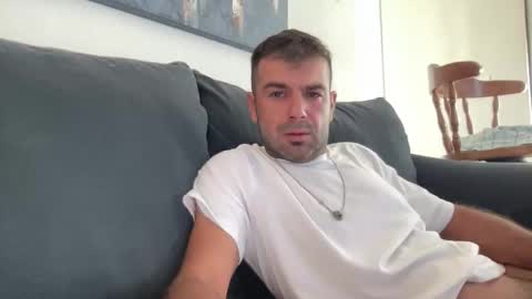 Mercedes190d online show from May 2026 12:43:01 PM