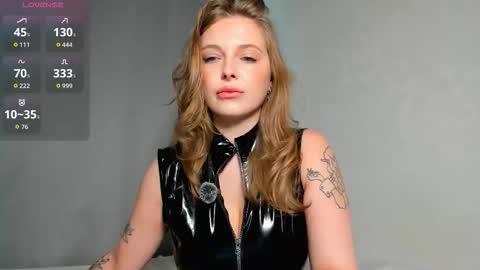 mercedescutee online show from September 2025 03:28:02 PM