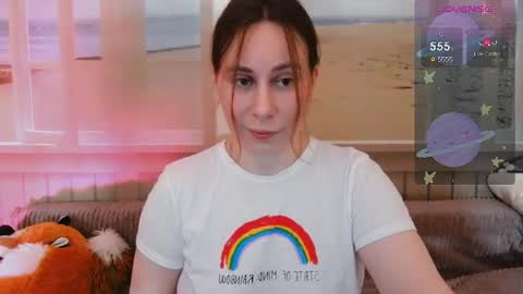 Cutie online show from April 2026 12:04:01 AM