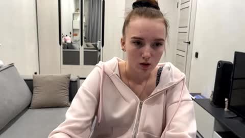 Anna online show from February 2026 01:04:02 PM