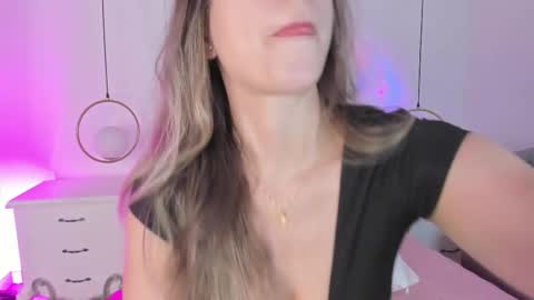   online show from October 2025 07:16:01 PM