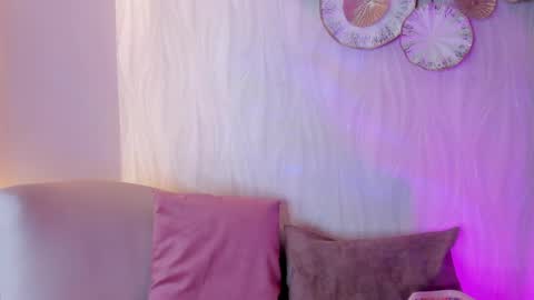   online show from April 2026 06:50:01 PM