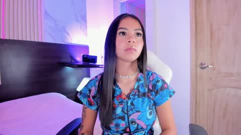 Snapshot of meredith_spencer chatting on January 2025 09:59:01 PM meredith_spencer online show from January 2025 09:59:01 PM