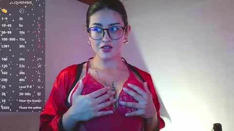 Snapshot of meridafaux_ chatting on March 2026 06:32:01 PM Merida online show from March 2026 06:32:01 PM