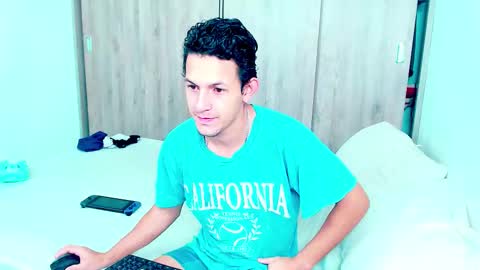 Snapshot of meridandwither chatting on March 2026 11:47:02 AM MeridandWither online show from March 2026 11:47:02 AM