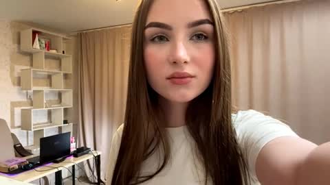 Snapshot of meridethvilca chatting on October 2025 06:05:02 PM Rina online show from October 2025 06:05:02 PM