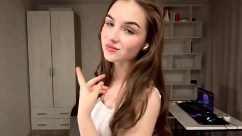 Snapshot of meridethvilca chatting on October 2025 06:09:01 PM Rina online show from October 2025 06:09:01 PM