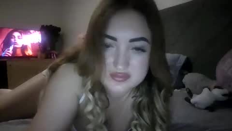 MeriWoulders online show from April 2026 06:43:01 PM