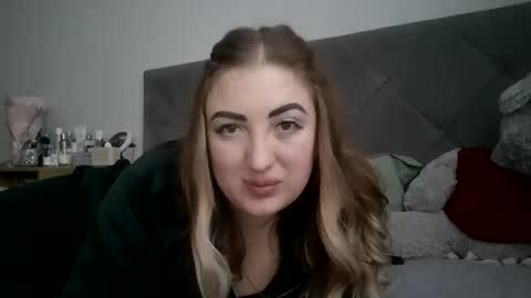 MeriWoulders online show from April 2026 12:29:02 PM