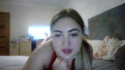 MeriWoulders online show from May 2026 07:52:02 PM