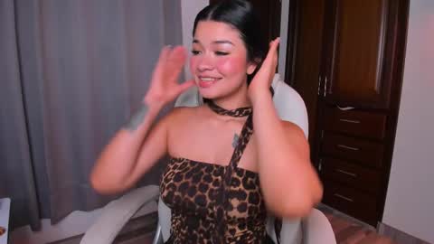 Snapshot of merlia_model chatting on February 2026 03:59:02 AM instagram fernandatoloza01 online show from February 2026 03:59:02 AM