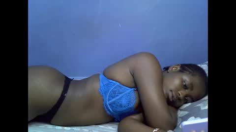 Snapshot of merlin_queen chatting on September 2025 06:33:02 PM merlin_queen online show from September 2025 06:33:02 PM