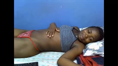 Snapshot of merlin_queen chatting on September 2025 04:51:02 AM merlin_queen online show from September 2025 04:51:02 AM