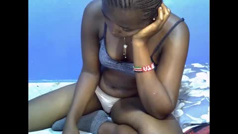 Snapshot of merlin_queen chatting on October 2025 05:44:02 PM merlin_queen online show from October 2025 05:44:02 PM