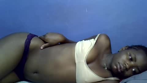 Snapshot of merlin_queen chatting on October 2025 03:38:02 AM merlin_queen online show from October 2025 03:38:02 AM