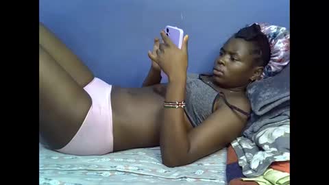 Snapshot of merlin_queen chatting on November 2025 07:42:02 AM merlin_queen online show from November 2025 07:42:02 AM