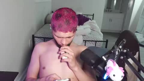 Snapshot of merlinharriss chatting on March 2026 11:34:01 PM Merlinz Magic online show from March 2026 11:34:01 PM