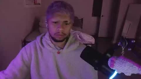 Snapshot of merlinharriss chatting on March 2026 04:46:01 AM Merlinz Magic online show from March 2026 04:46:01 AM