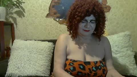 Snapshot of merryberry77 chatting on December 2024 12:23:01 PM MerryBerry online show from December 2024 12:23:01 PM