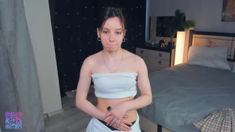 Snapshot of meryldell chatting on March 2025 01:17:01 PM Lollita online show from March 2025 01:17:01 PM