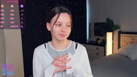 Snapshot of meryldell chatting on March 2025 07:05:02 AM Lollita online show from March 2025 07:05:02 AM