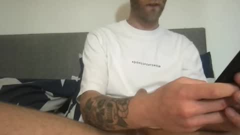 messageme11 online show from April 2026 01:42:02 PM