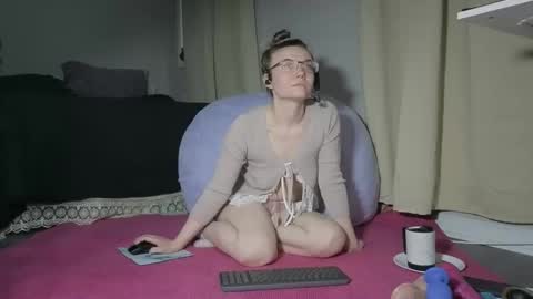 Dainty online show from February 2026 11:32:01 PM