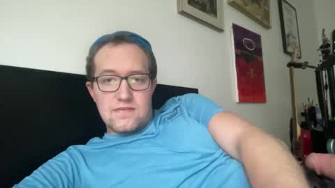 Snapshot of metallica92786 chatting on March 2026 09:42:01 PM metallica92786 online show from March 2026 09:42:01 PM