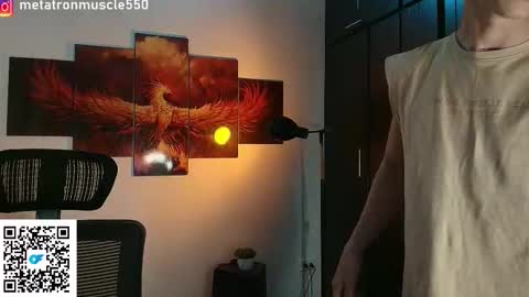 Snapshot of metatron_muscle chatting on September 2025 02:06:02 AM Dany online show from September 2025 02:06:02 AM