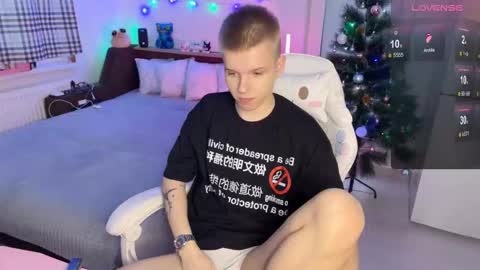 Snapshot of metratok chatting on December 2025 09:16:02 AM Arthur online show from December 2025 09:16:02 AM