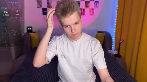 Snapshot of metratok chatting on January 2026 06:37:02 AM Arthur online show from January 2026 06:37:02 AM