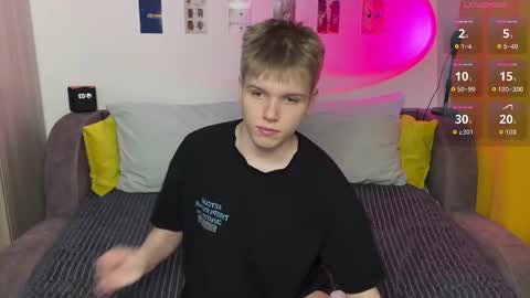 Snapshot of metratok chatting on February 2026 04:03:02 PM Arthur online show from February 2026 04:03:02 PM