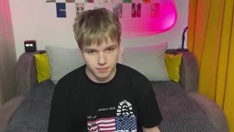 Snapshot of metratok chatting on March 2026 07:55:02 PM Arthur online show from March 2026 07:55:02 PM