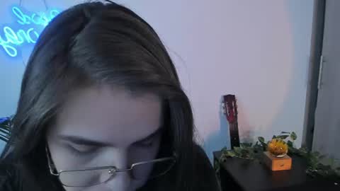 Snapshot of meurief chatting on July 2026 12:17:01 AM Meurif online show from July 2026 12:17:01 AM