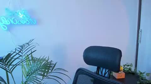 Snapshot of meurief chatting on July 2026 02:02:02 PM Meurif online show from July 2026 02:02:02 PM