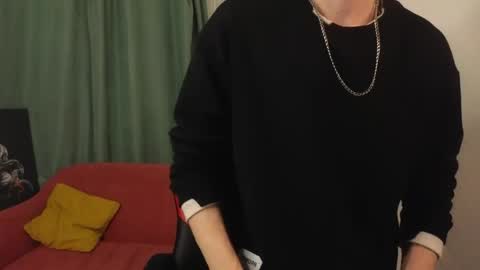 MEVERIK OUSHEN online show from May 2026 12:43:02 PM