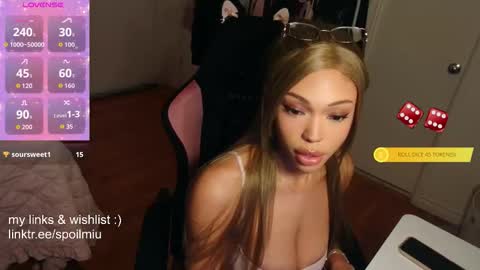 Snapshot of mew2wo chatting on February 2026 07:12:01 AM mew2wo online show from February 2026 07:12:01 AM