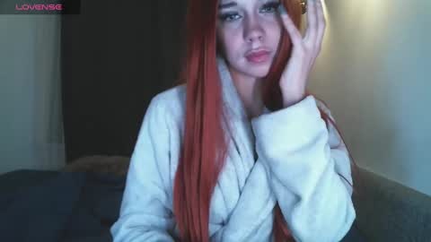 Snapshot of mezzalunaa chatting on February 2025 01:00:01 AM vollmond online show from February 2025 01:00:01 AM